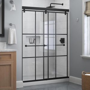 Frameless glass shower doors
